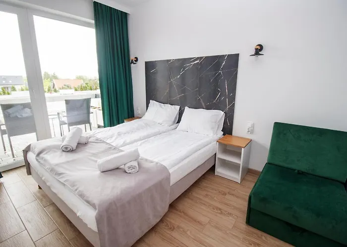 Forrest Nocleg ze śniadaniem 4*